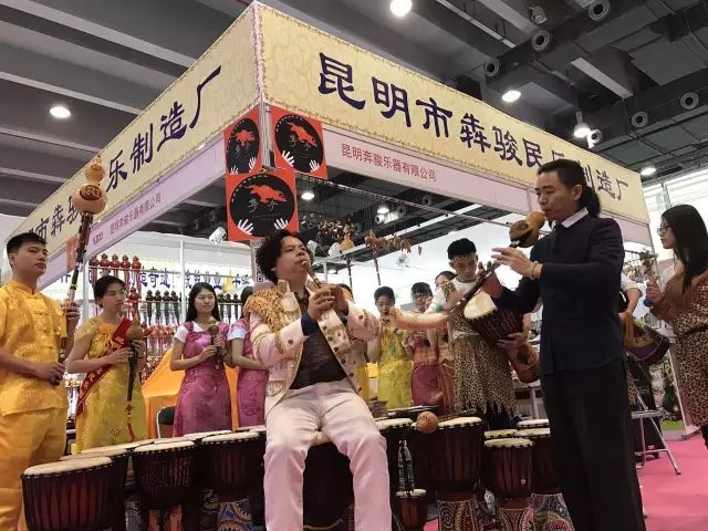 誓葫芦丝教学视频_分誓葫芦丝_风誓葫芦丝演奏