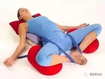 瑜伽练东西准备需要多久_瑜伽需要准备什么_练瑜伽需要准备哪些东西