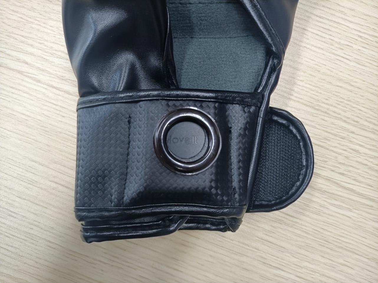 健身手套大点好还是小点好_手套尺寸健身可以用吗_健身手套尺寸