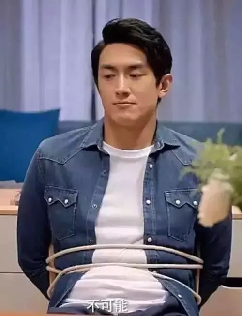 健身戴不戴手套_戴手套健身的坏处_戴手套健身的好处