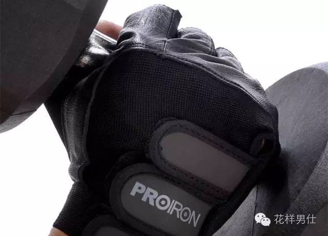 健身手套的重要性_健身需要带手套吗_如何选择合适的健身手套