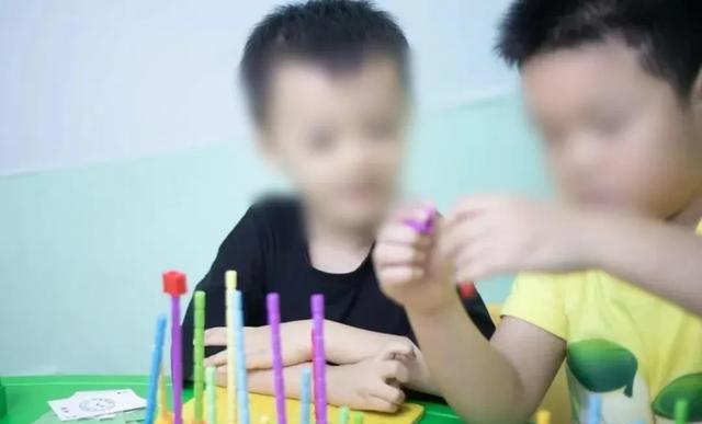 sensory系统升级训练_AIVR感统训练方法_感统训练单腿椅