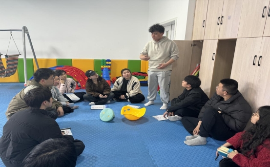 KL感统技术培训_感统训练单腿椅_脑瘫儿童感统干预