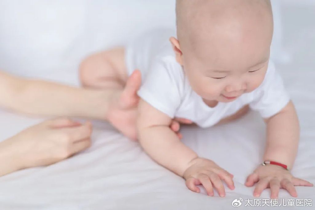 感统课独脚凳的目的_椅子体能训练_感统训练单腿椅