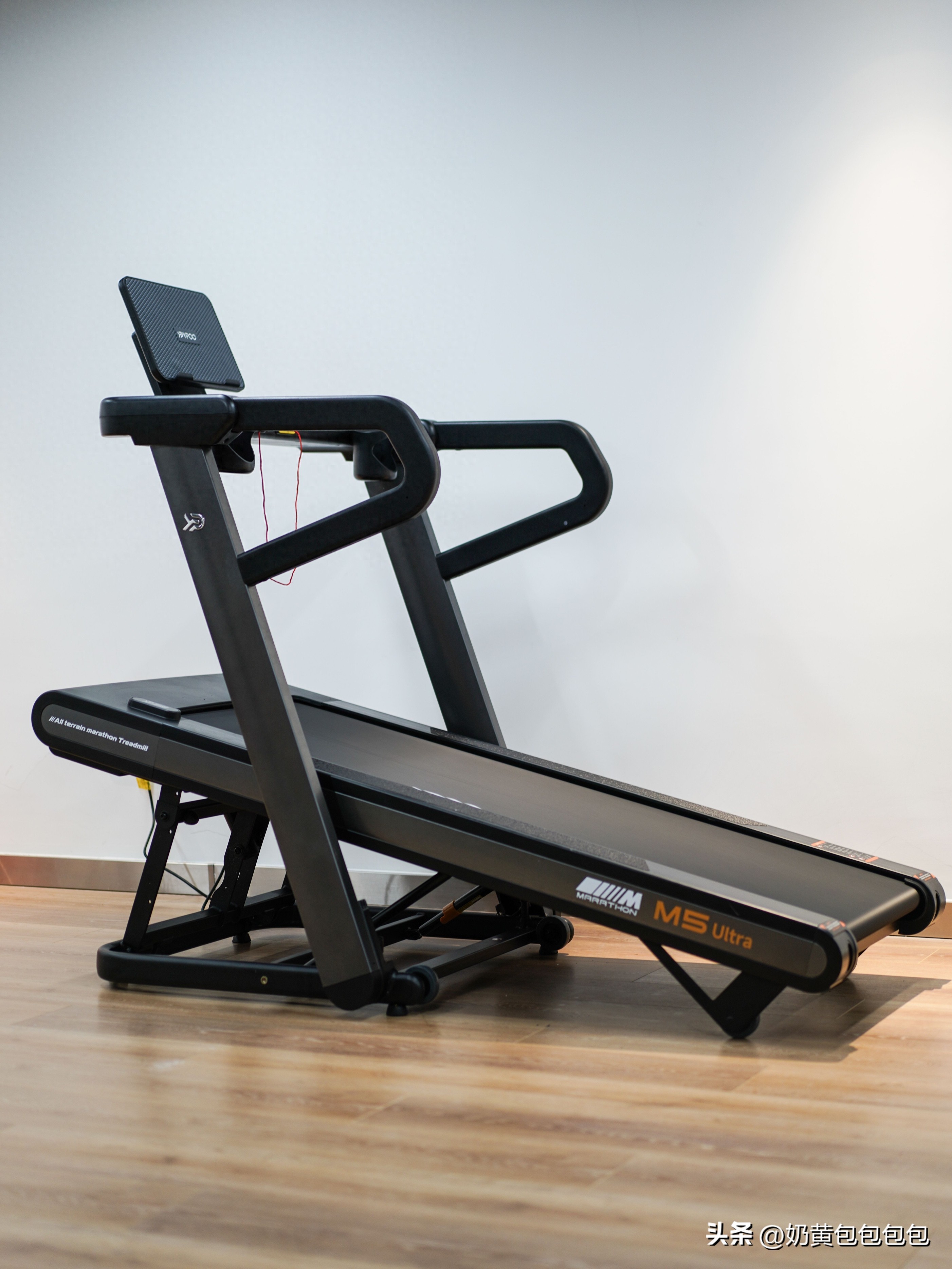 易跑M5Ultra测评_跑步机坡度调节_家用跑步机什么牌子的好