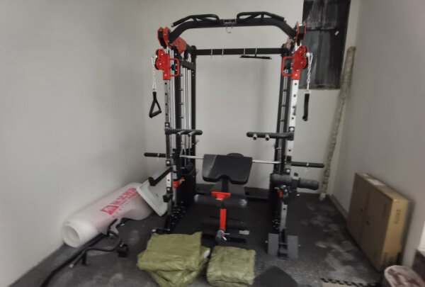 史密斯综合训练器使用方法_史密斯机训练视频_综合训练器 史密斯机