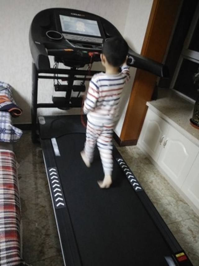 开yun体育官网入口登录体育 家用跑步机什么牌子好又实惠 如何选购