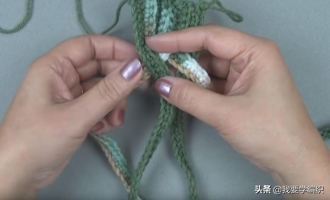 健身护腕手套_护腕绞花无指手套钩法_中粗羊毛线钩针教程