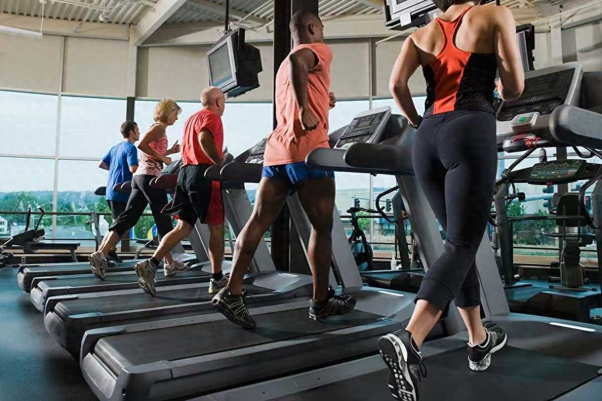 yy漫画画免费读漫画下拉式阅读网页 跑步机爬坡减肥效果好吗？爬坡和跑步哪个更减脂？爬坡跑步机推荐